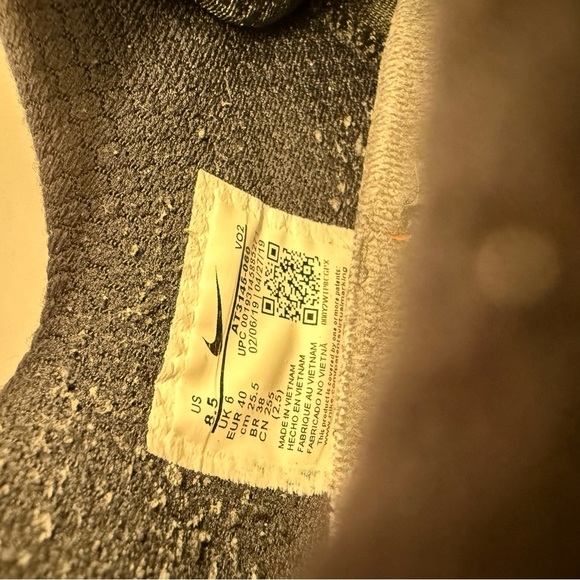 Nike Women's Metcon 5 Training Shoes Black Rose Gold 8.5 Gym Workout Low Top - Picture 13 of 13